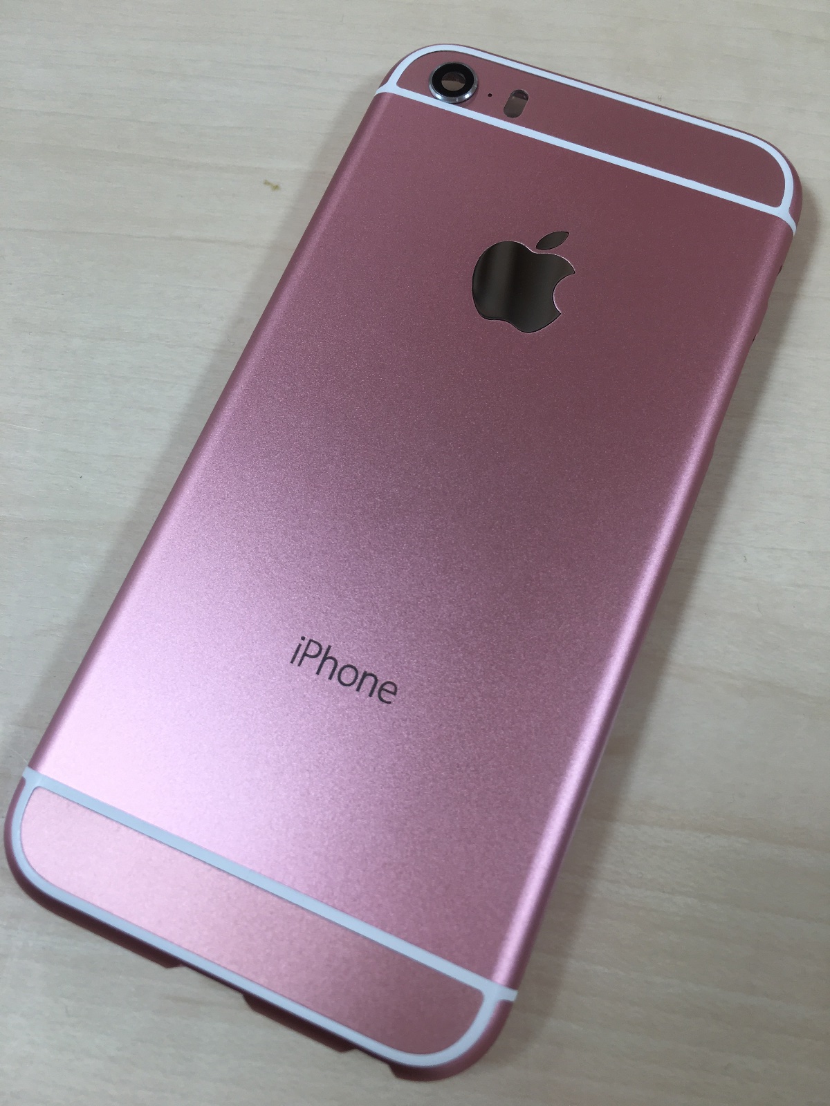 iPhone6新色ローズピンクのカバー