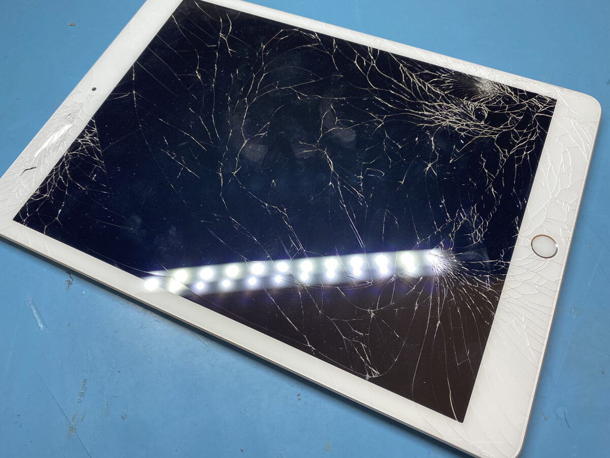 iPadのガラス交換修理もお任せください💪 | 札幌でiPhone修理・故障は安心の道内企業スマートクリア 信用・信頼・高技術の『期待に応える誠実なiPhone修理店』